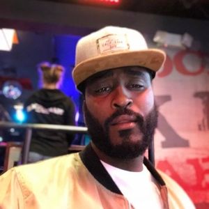 Meet your Posher, Leon